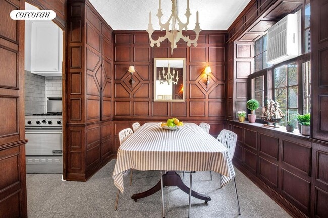 Foto del edificio - 116 Pinehurst Ave