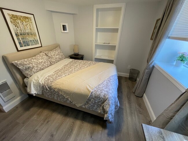 Building Photo - 50 Irving St