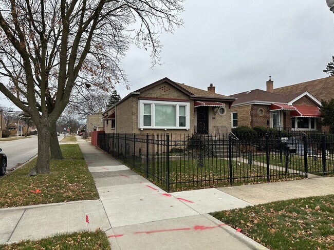 Foto del edificio - 9801 S Ingleside Ave