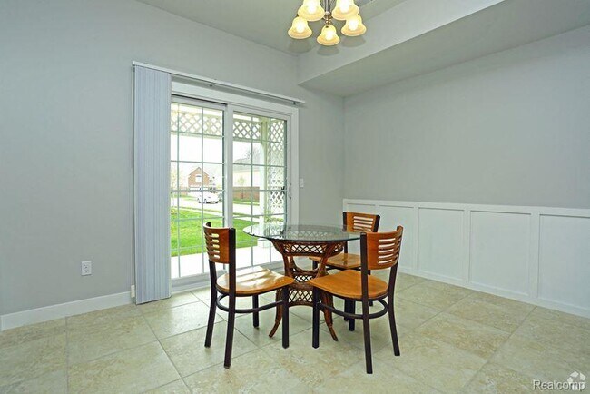 Foto del edificio - 6145 WINDEMERE LN