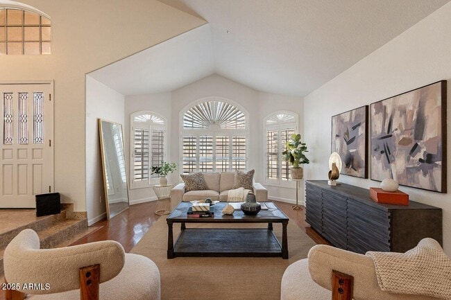 Foto del edificio - 12863 E Becker Ln