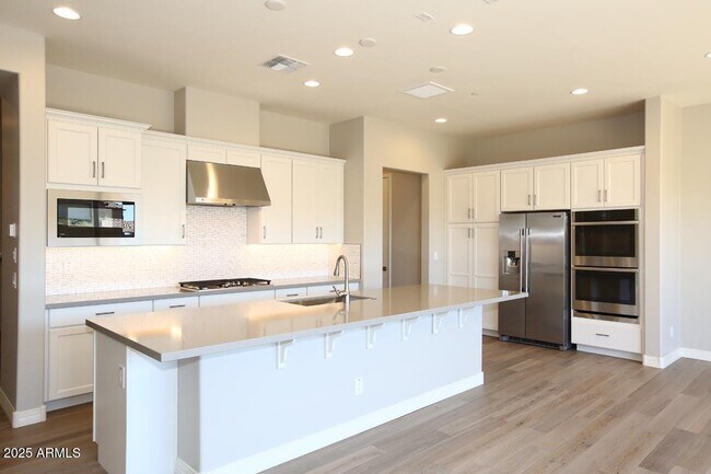 Foto del edificio - 23066 N 74th Pl