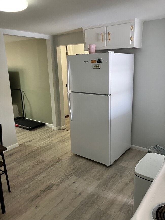 Building Photo - 106 Prospect St