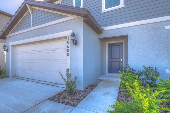 Building Photo - 30600 Thunderbird Dr