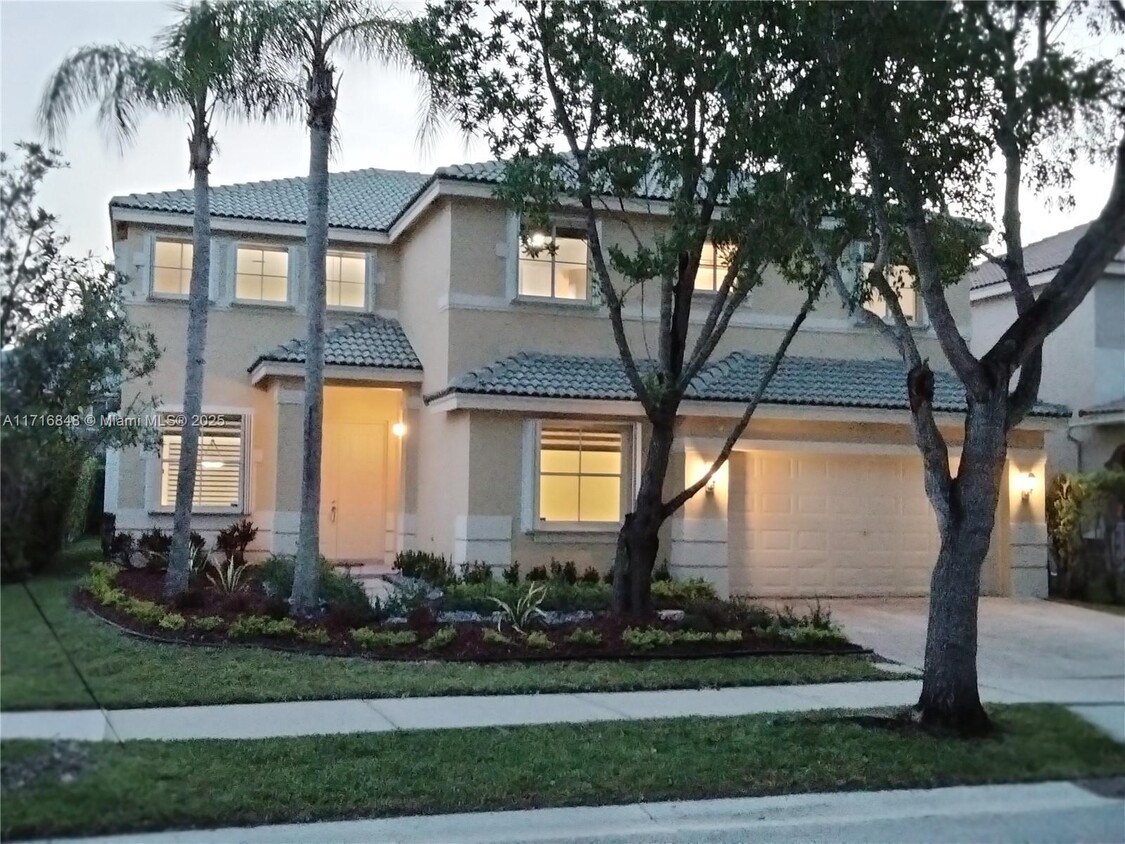 Foto principal - 1249 Allamanda Way