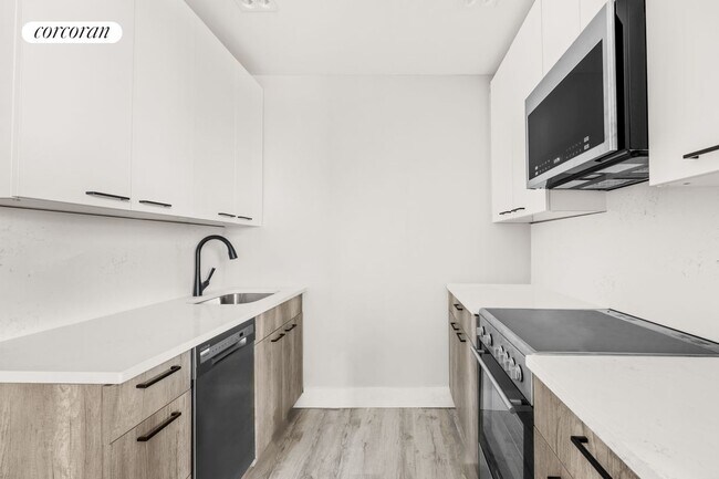 Foto del edificio - 739 6th Ave