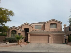 Building Photo - 9720 E Davenport Dr