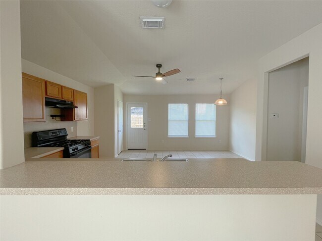 Building Photo - 20823 Dewberry Creek Ln