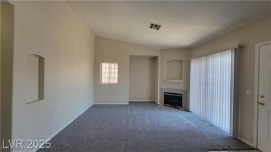 Building Photo - 4730 E Craig Rd