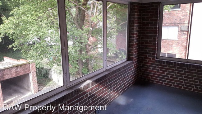 Foto del edificio - 6445 Montgomery Rd