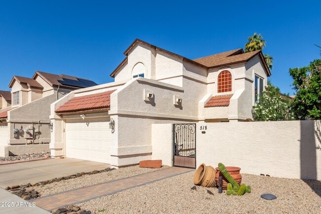 Foto del edificio - 518 E Kerry Ln