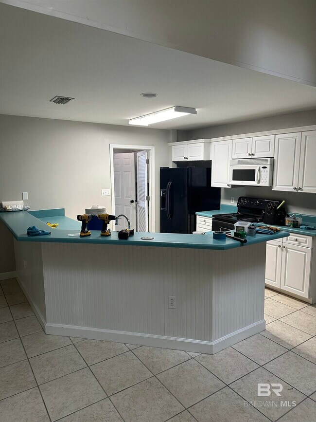 Building Photo - 24820 Wolf Bay Ave