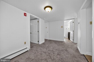 Building Photo - 397 W Ridge Pike