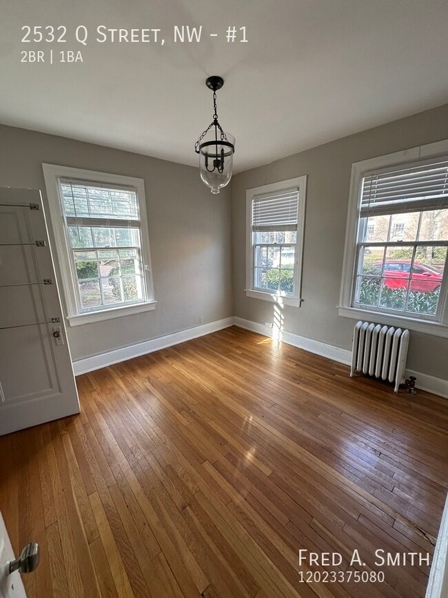 Building Photo - 2532 Q St NW