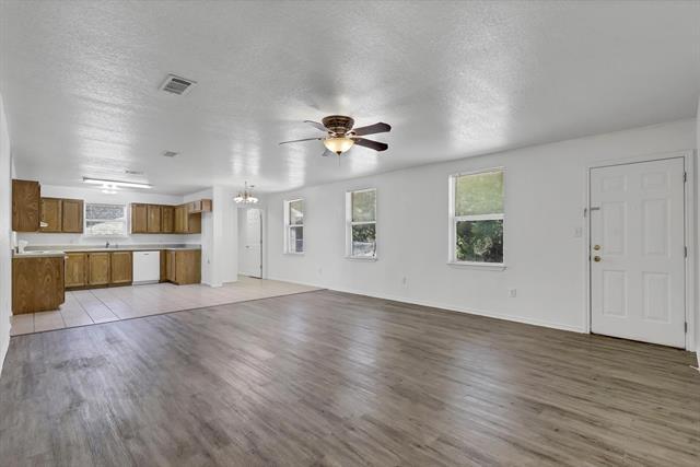 Foto del edificio - 206 Bobbie Ann Ct