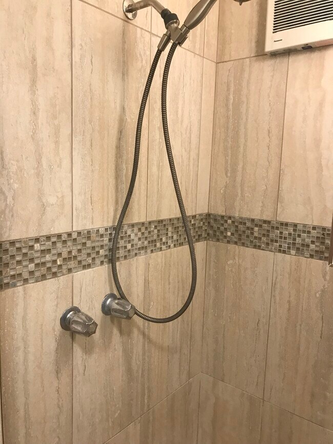 Tiled shower - 11041 Aqua Vista St