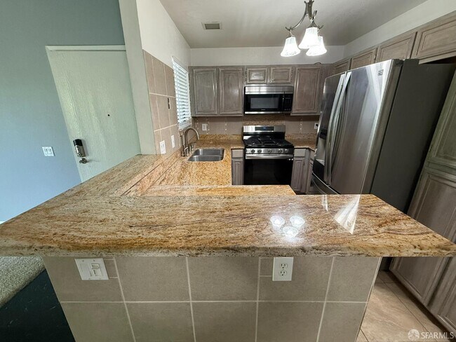 Foto del edificio - 3660 Knollwood Terrace