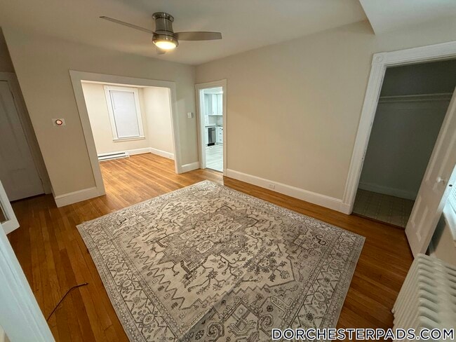 Building Photo - 24 Ventura St