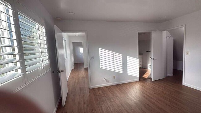 Building Photo - 101 E Portola Way