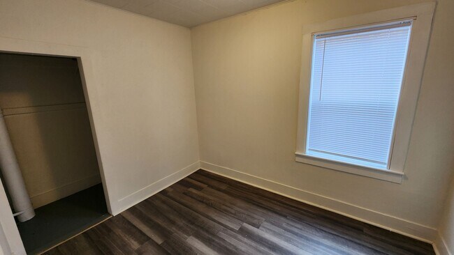 Foto del edificio - Updated North Side Home