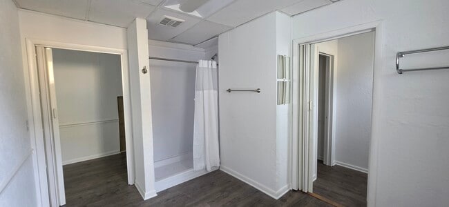 Building Photo - 105 N Fulton St