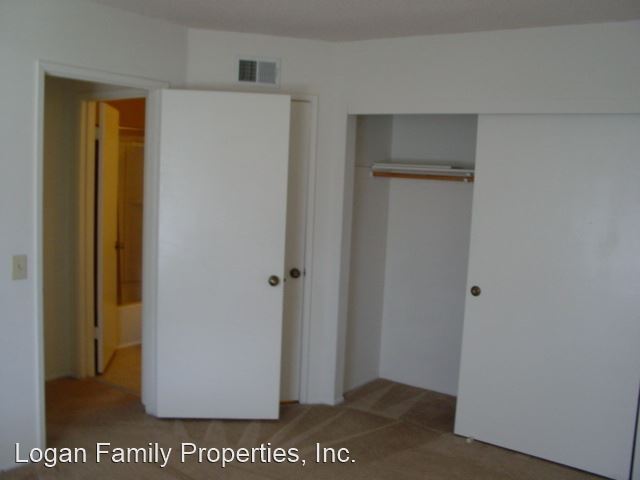 Building Photo - 2 br, 1 bath House - 3115 Evening Way "D"