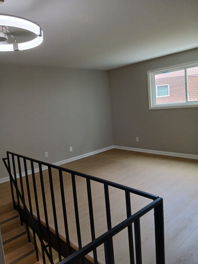 Foto del edificio - 167 Briarwood Dr