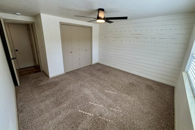 Foto del edificio - 12025 Ashford Dr