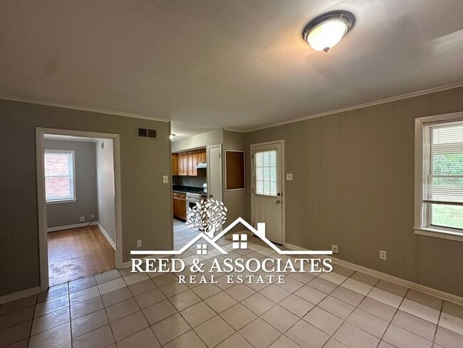 Building Photo - Spacious 4 Bedroom with Large Backyard!