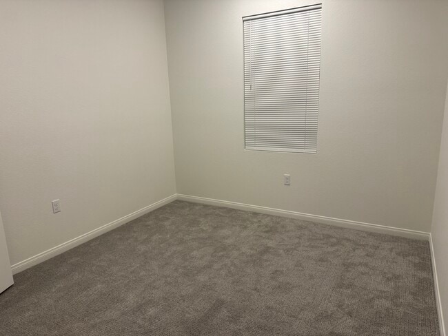 Building Photo - 4781 Sicily Dr