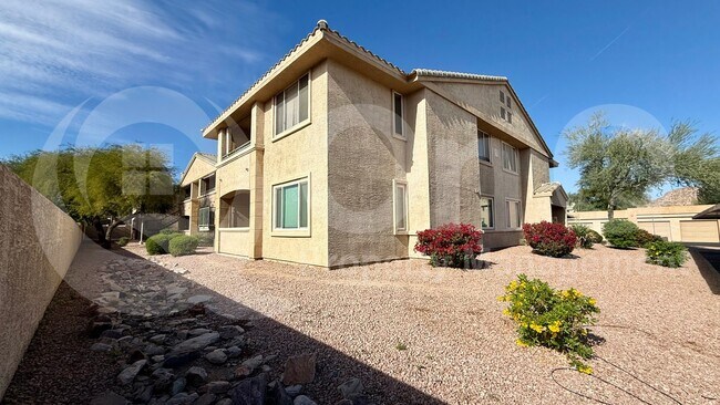 Building Photo - 16013 S Desert Foothills Pkwy