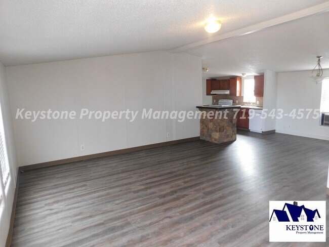 Foto del edificio - 710 S Walton Dr