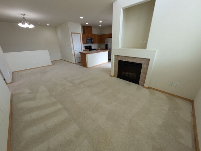 Foto del edificio - 2170 Charles Street Unit C