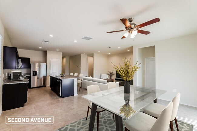 Foto del edificio - 18349 W Faye Way