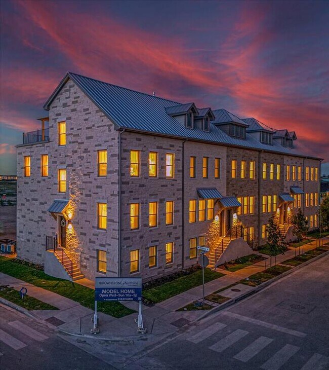 Foto del edificio - 228 John Webster St