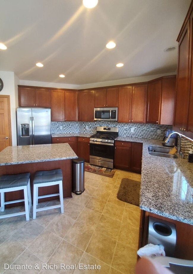 Building Photo - 4 br, 2.5 bath House - 5244 W Preserve Ct