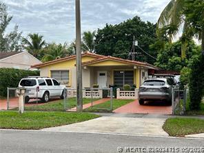 Building Photo - 631 Tamiami Canal Rd