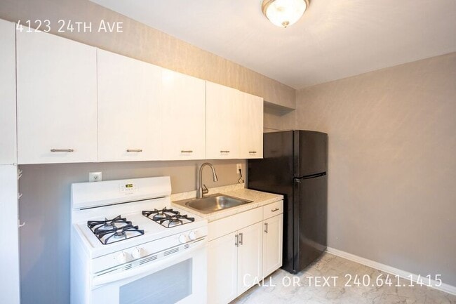 Foto del edificio - 4123 24th Ave