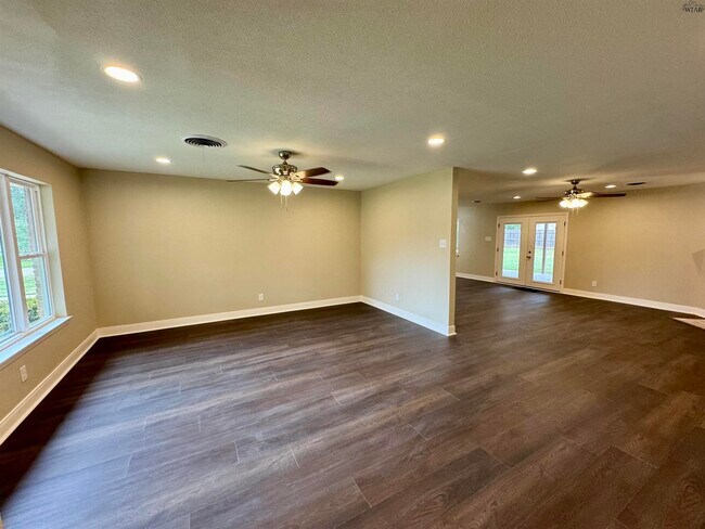 Foto del edificio - 2807 Lambeth Way