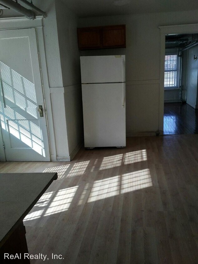 Building Photo - 6415-6417 S Champlain Ave