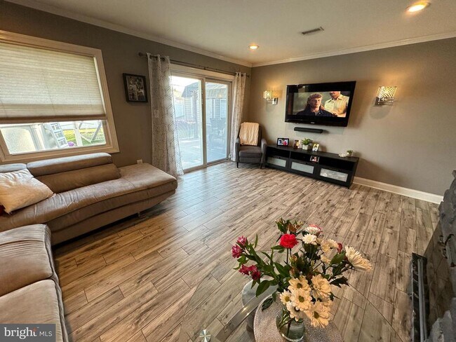 Foto del edificio - 31 Briaroot Ln
