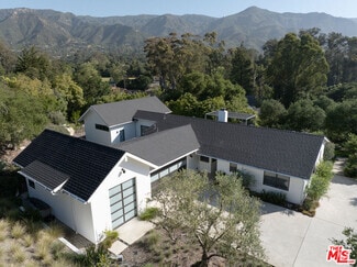 Building Photo - 3155 Eucalyptus Hill Rd
