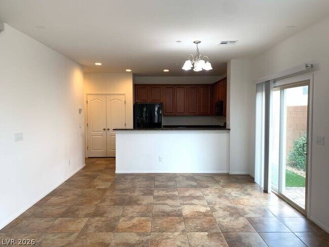 Building Photo - 7752 Broadloom Ct