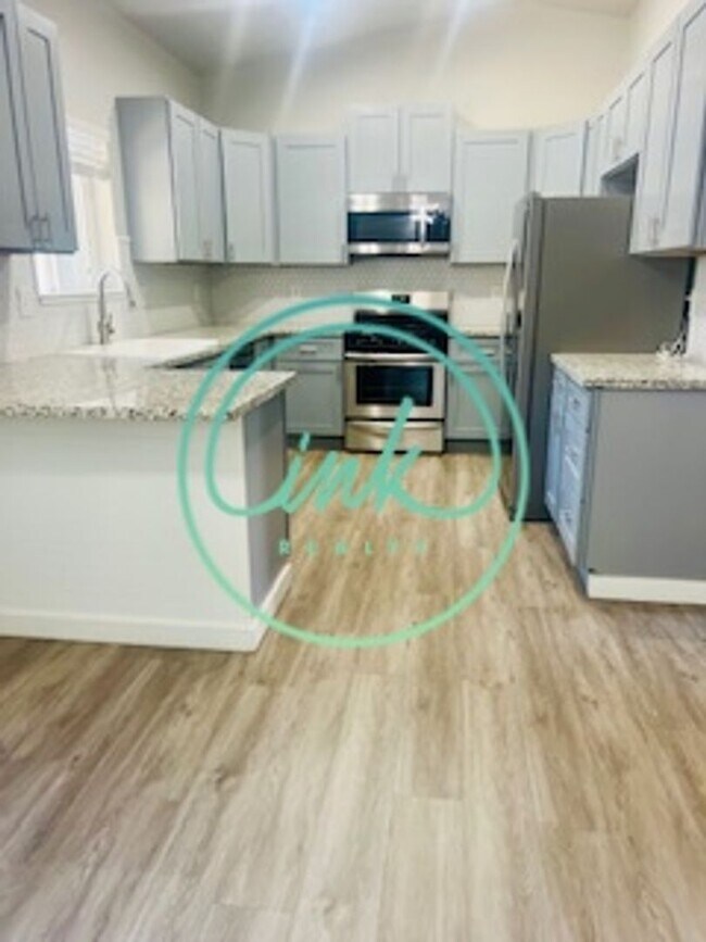 Building Photo - 1181 White Oak Loop