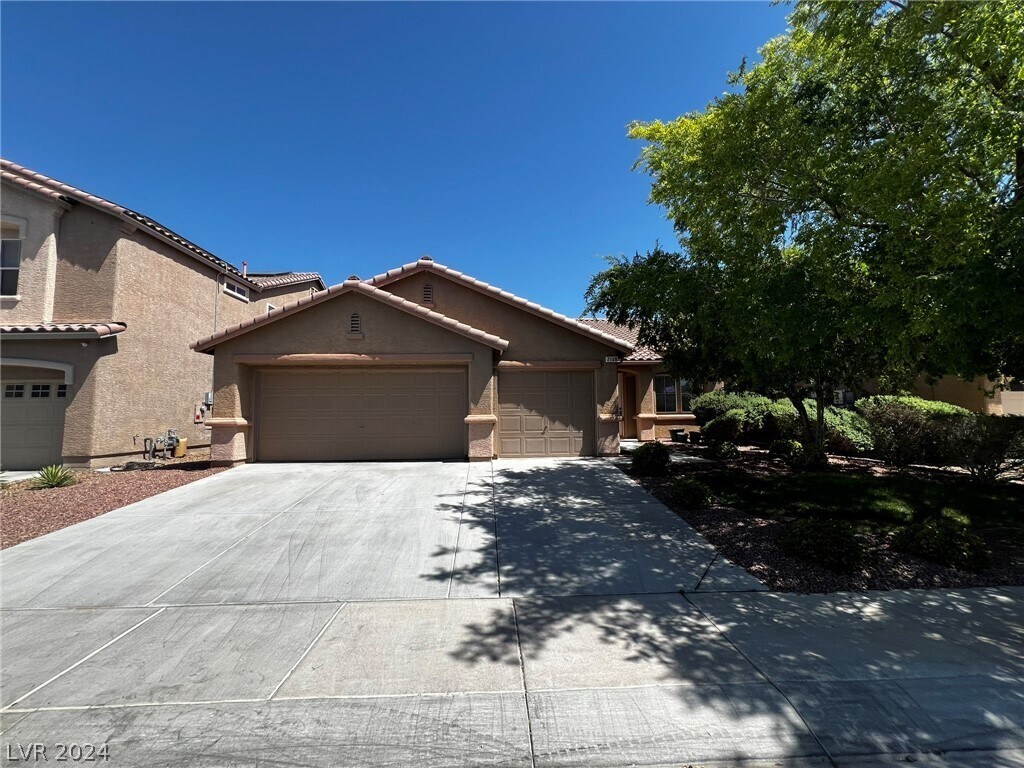 Primary Photo - 2108 Mistle Thrush Dr
