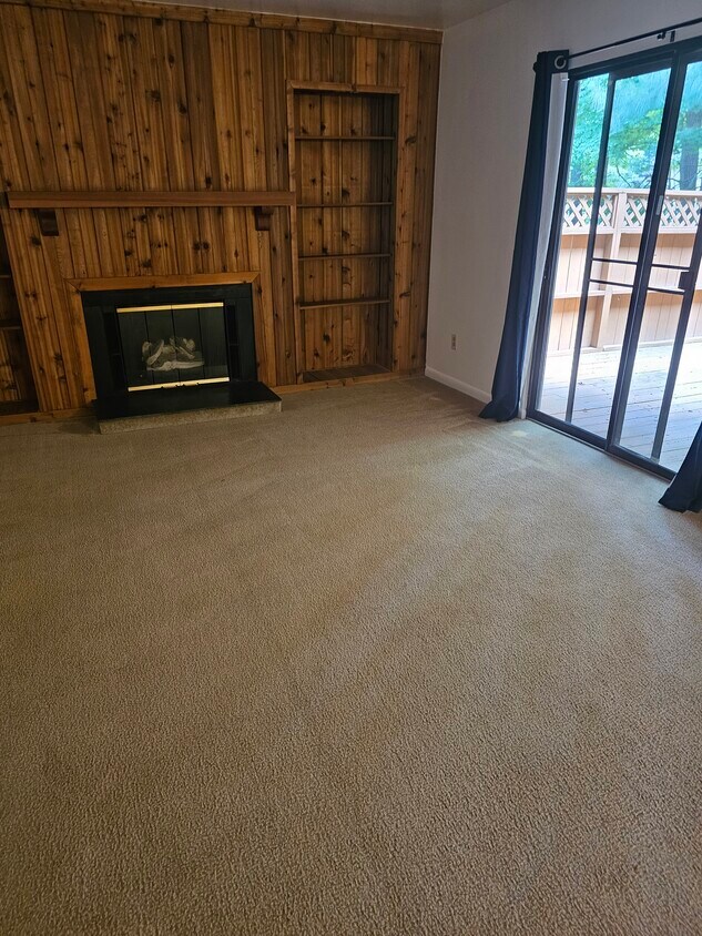 greatroom with fireplace - 102 Finley Forest Dr