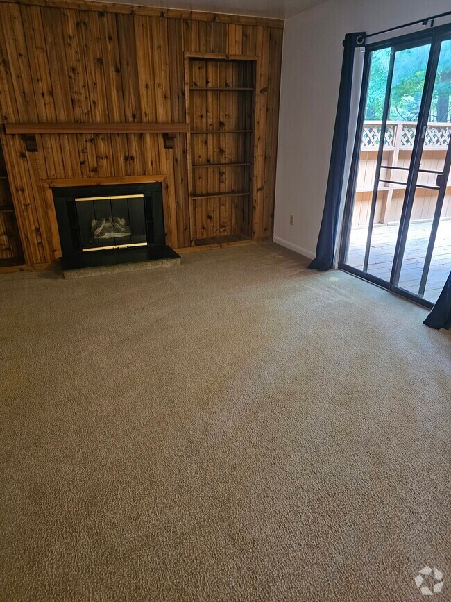 Finley Forest Apartments for Rent with Extra Storage Chapel Hill, NC