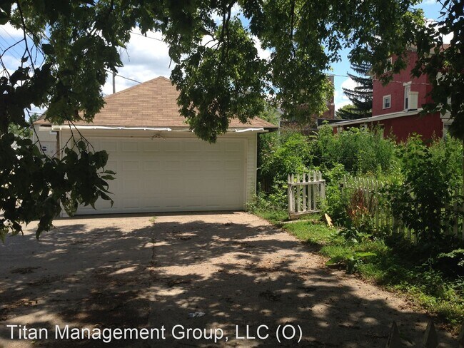Foto del edificio - 5 br, 2 bath House - 1024 Tippecanoe St