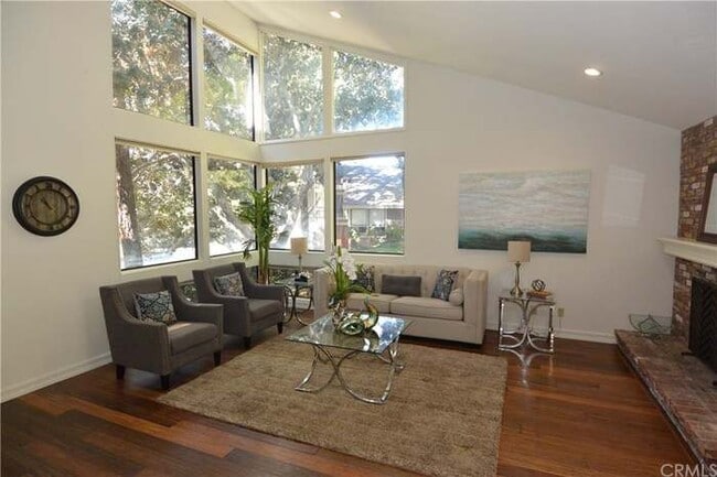 Foto del edificio - 137 S Stonebrook Dr