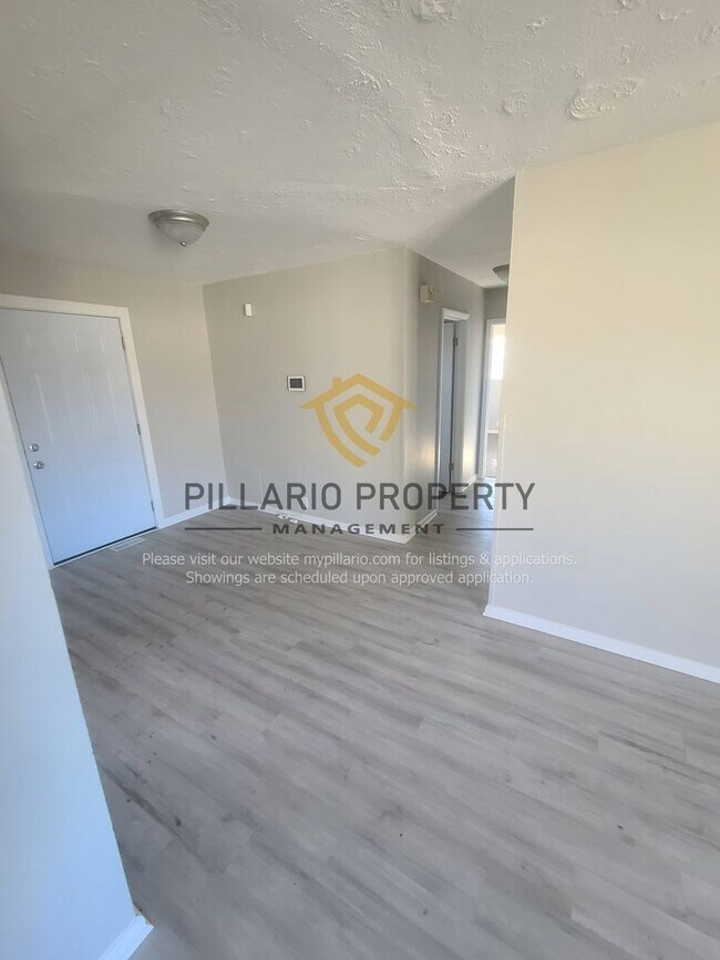 Foto del edificio - 4 Bedrooms 1.5 Bathrooms in popular Keysto...